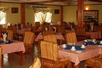 Rovanel's And Conference Centre 3*