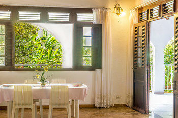 Hotel Les Chambres D'hotes De La Cayol