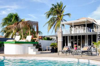 Hotel Modern Aruba
