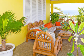 Hibiscus Heights Hotel