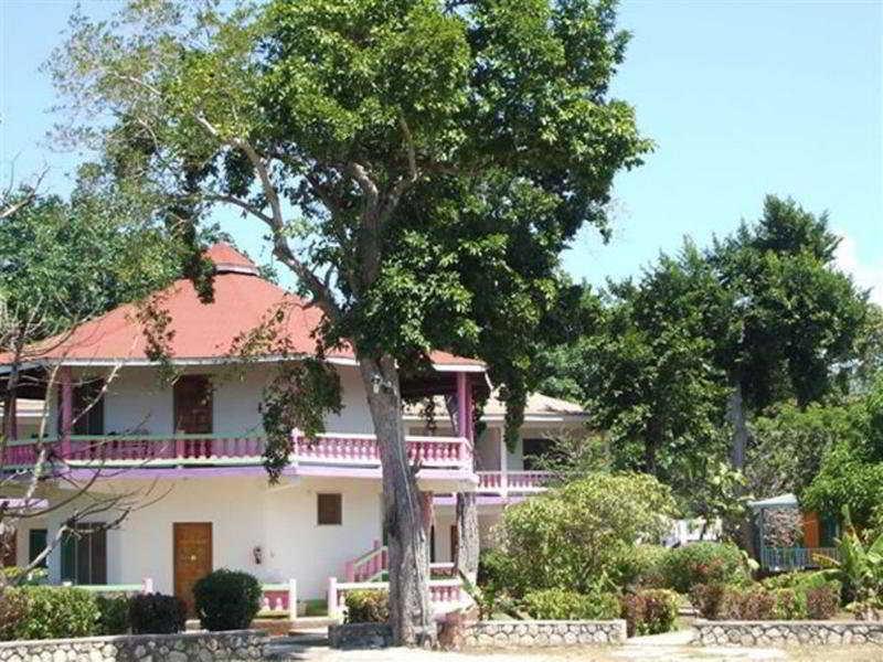 Summerset Hotel 2*