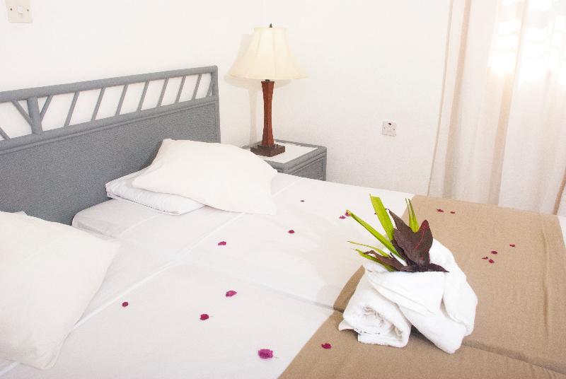 Halcyon Palm Apartment *