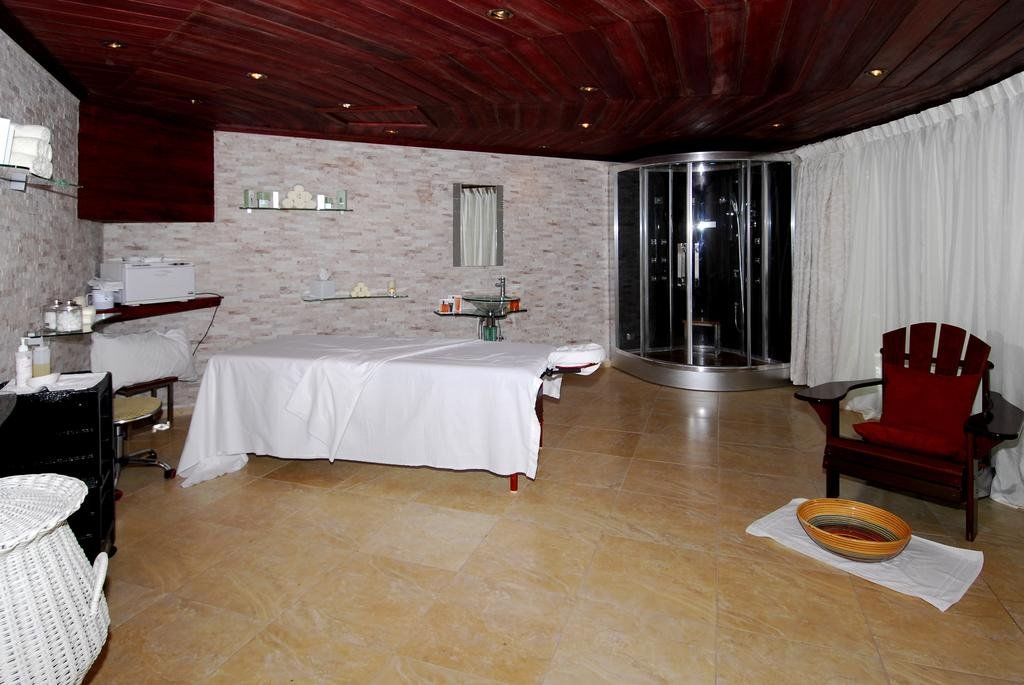 Hotel Treasure Art Hotel, Barbados, An Autograph Collection (adults Only) 4*