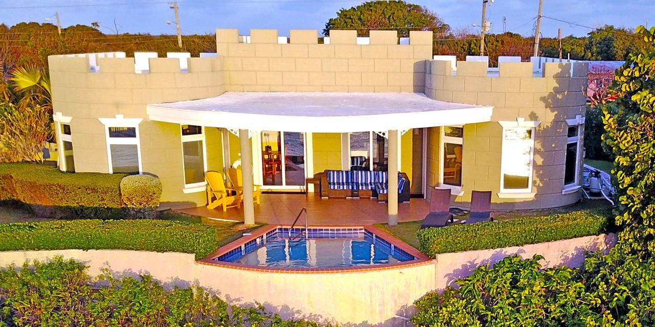 Villa Cayman Castle *