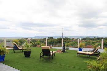 Hotel Sky Blue 3*
