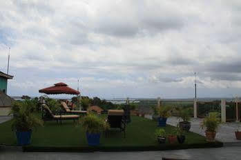 Hotel Sky Blue 3*