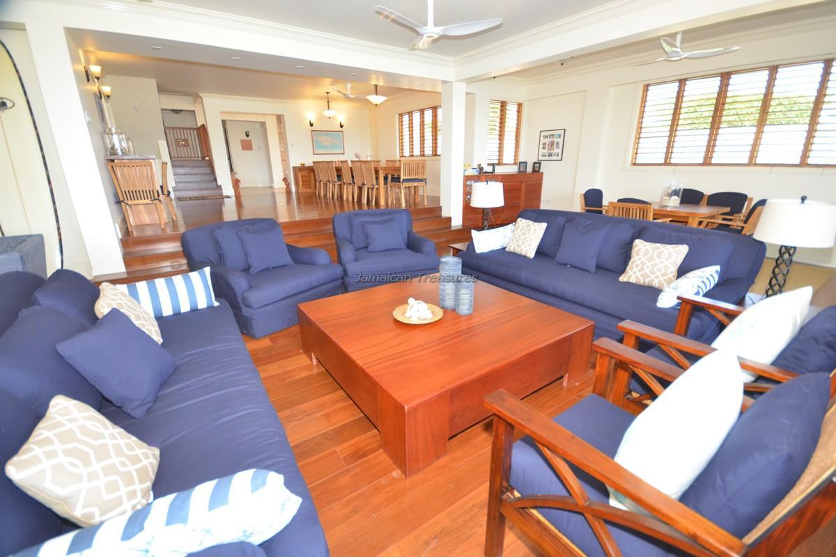 Tallawah Five Bedroom * Silver Sands