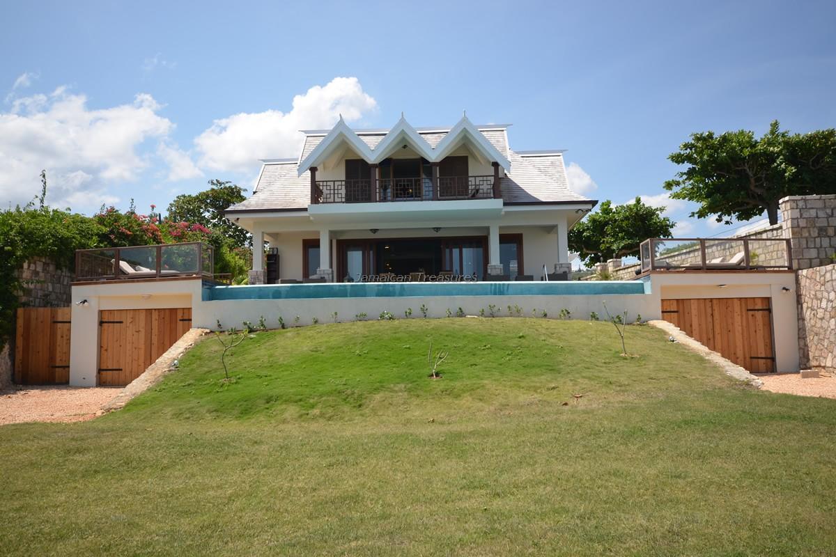 Tallawah Five Bedroom * Silver Sands