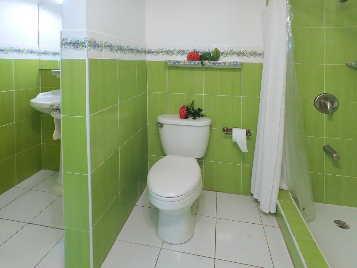 Sea Spray 50 Steps To The Sea Three Bedroom * Duncans