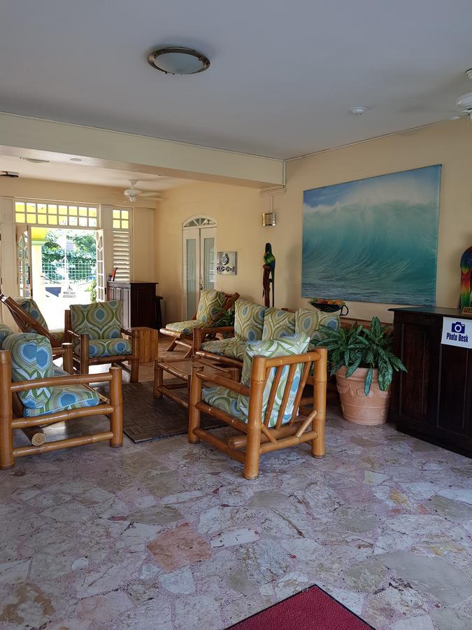 Aparthotel Almond Grove At Castle