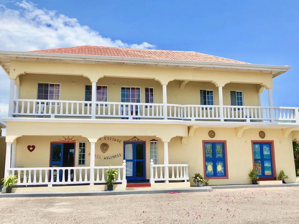 Taino Cove Guest house