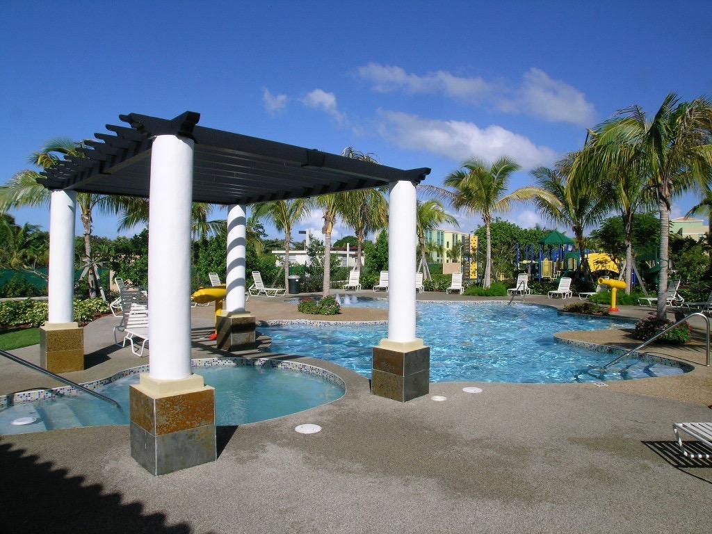 Apartment Aquatika Beachfront And Rainforest Views