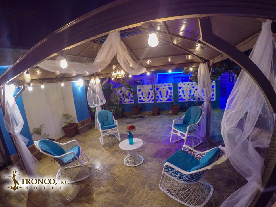 El Tronco Inc Bed & Breakfast Boca Chica