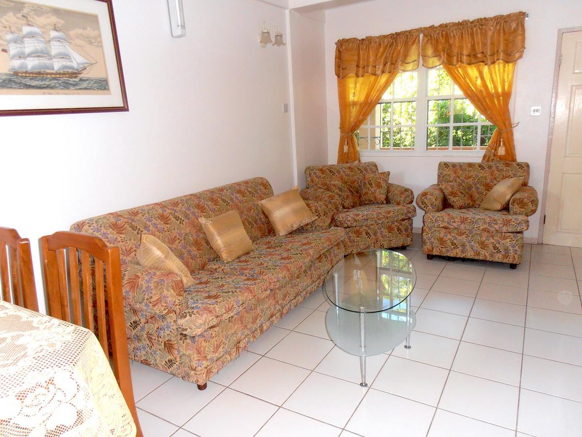 Bougainvillea Apartment