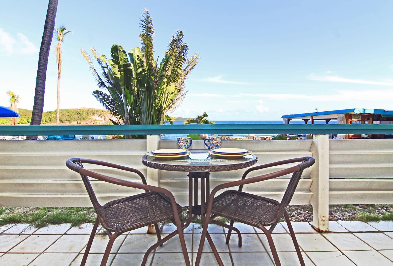 Oceanfront Watergate Villas & Bolongo