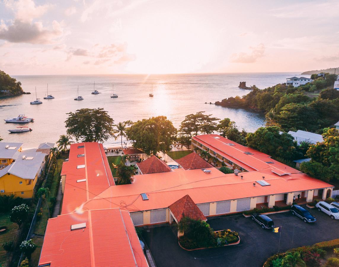 Sunset Shores 3*