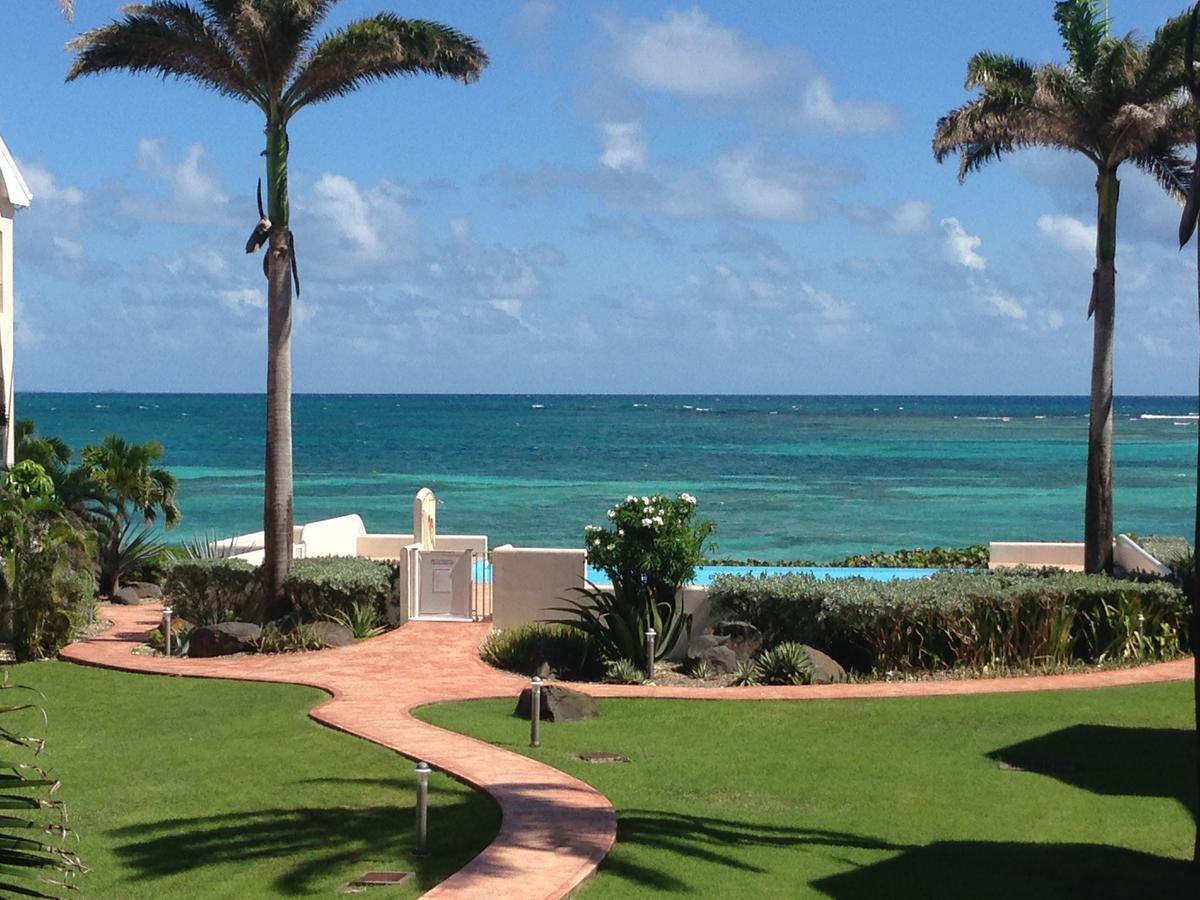 Eden Blue * Sainte-Anne (Grande-Terre)
