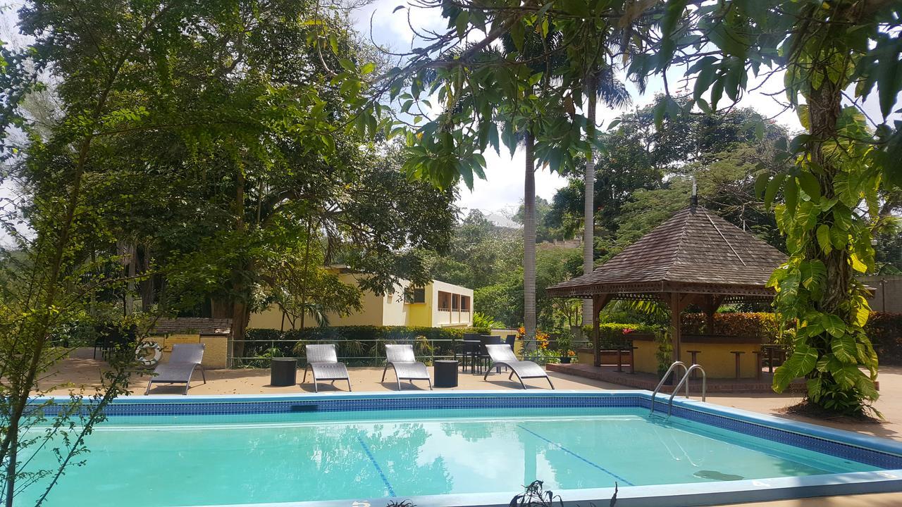 Hotel The - Manchester Mandeville