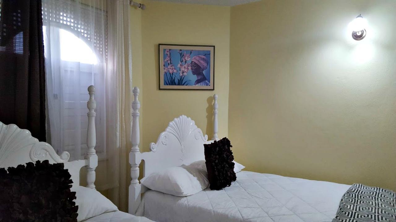 Private Two Bedroom A31 Sandcastle Apartment Ocho Rios