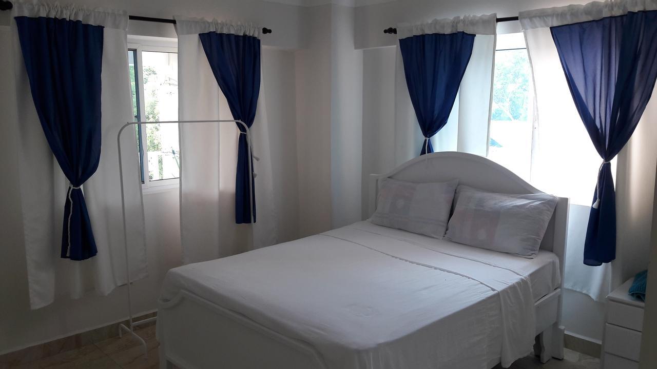 Apartment Residencial Lucia 3 *