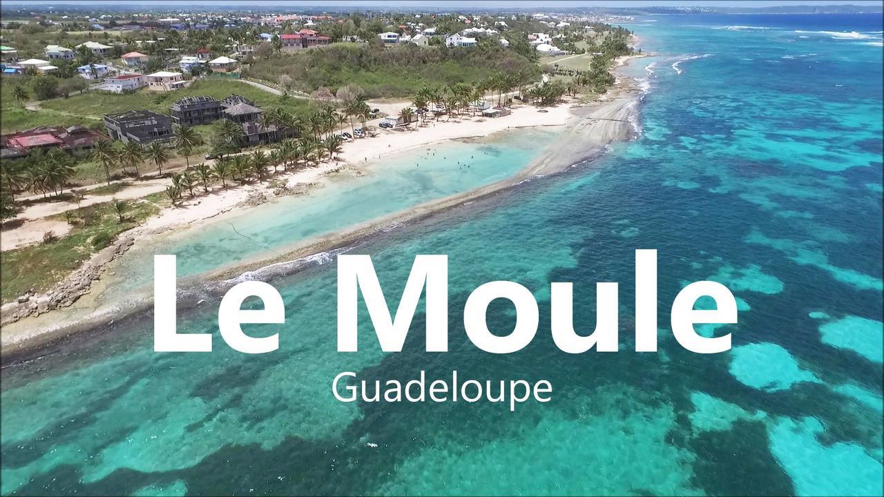 Le Moulin De La Baie Piscine Vue