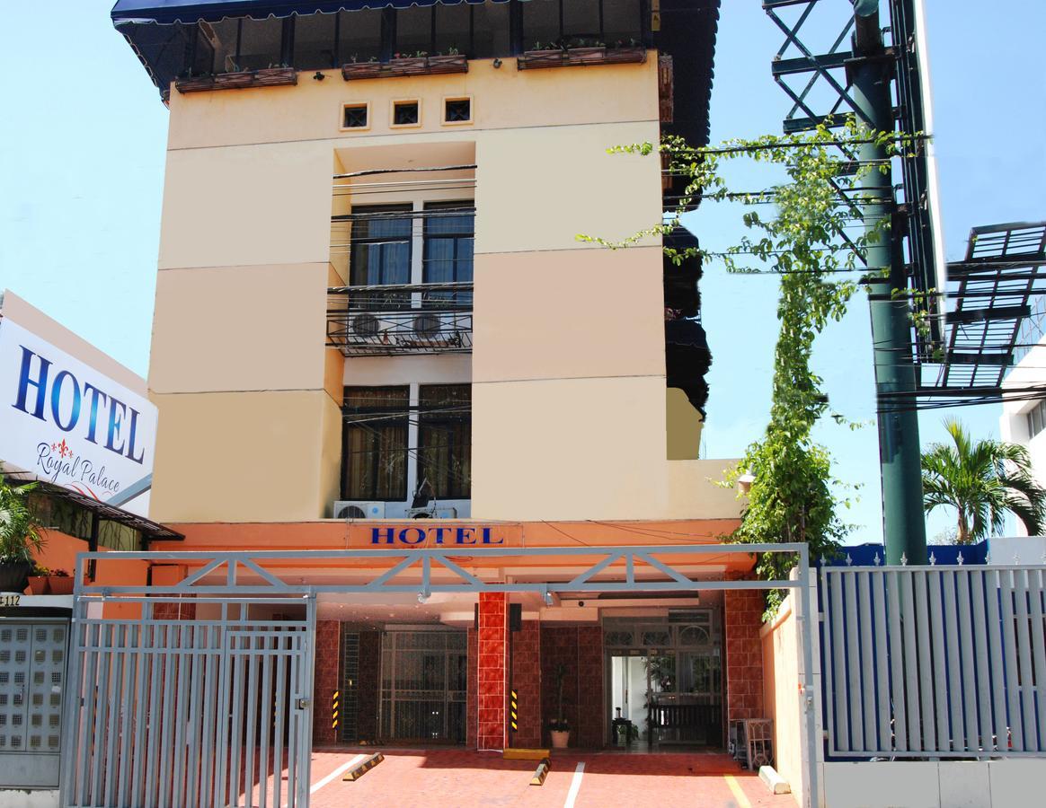 Hotel Royal Palace 3*