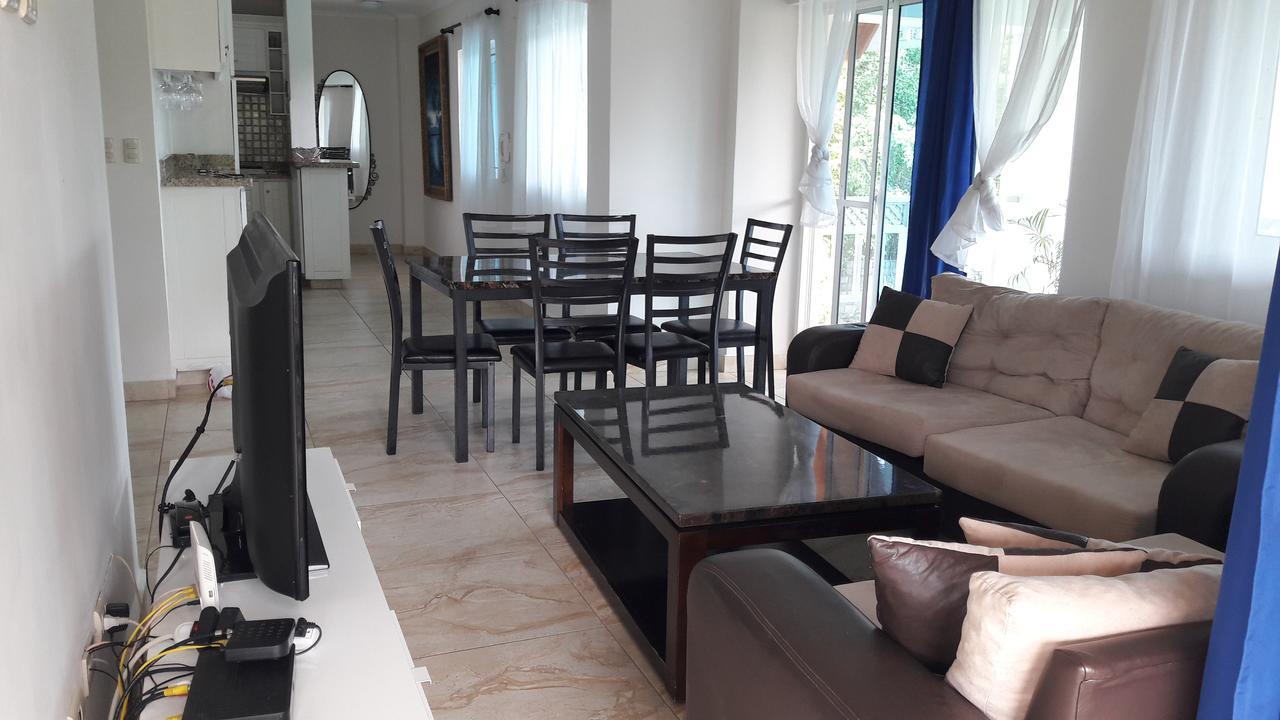 Apartment Residencial Lucia 3 *