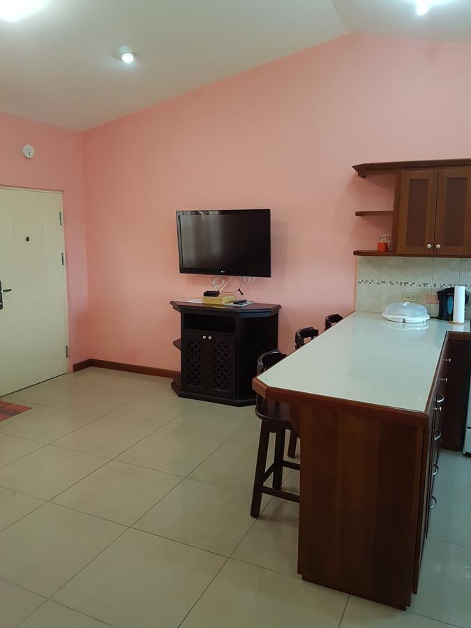 Bed & Breakfast Village Piarco