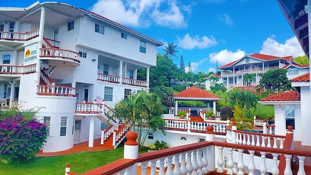 Alexandrina Hotel Kingstown