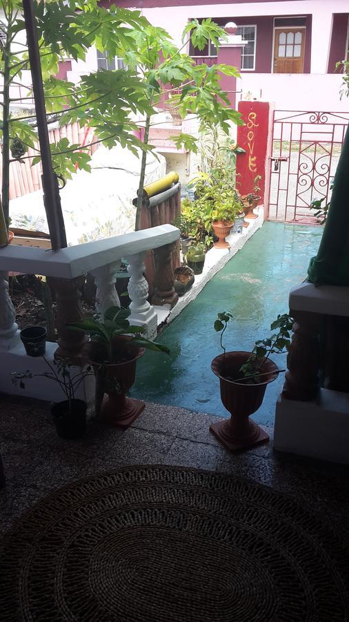 - Guest house