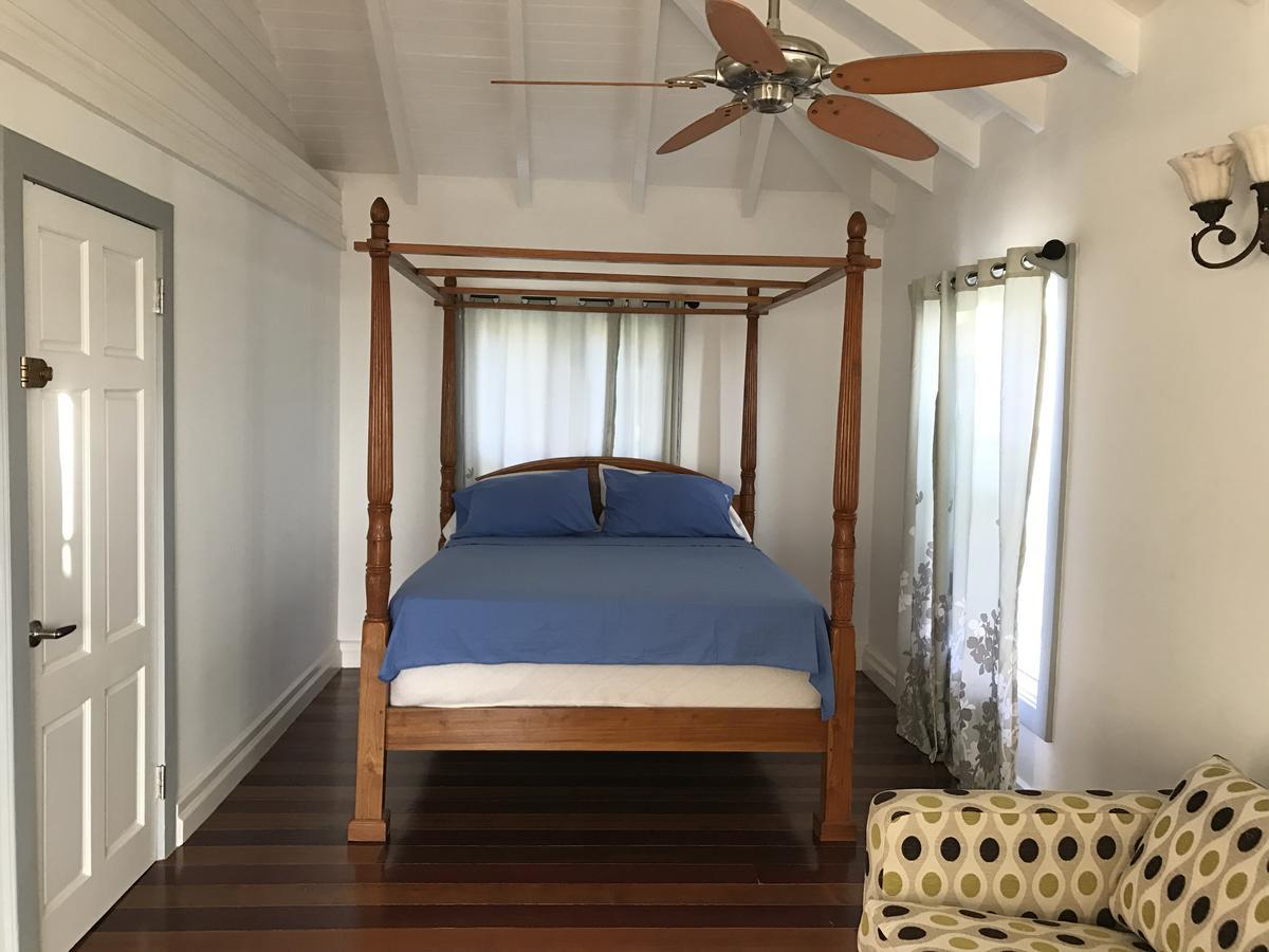 Bed & Breakfast Five Senses Antigua Bolands
