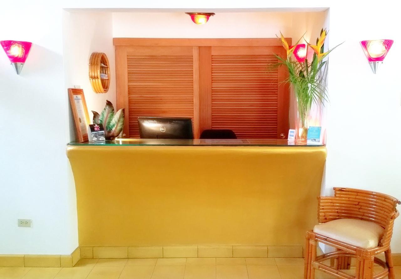 Idle Awhile Beach Hotel