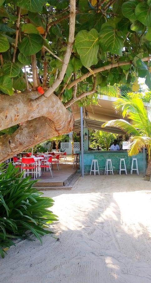 Idle Awhile Beach Negril