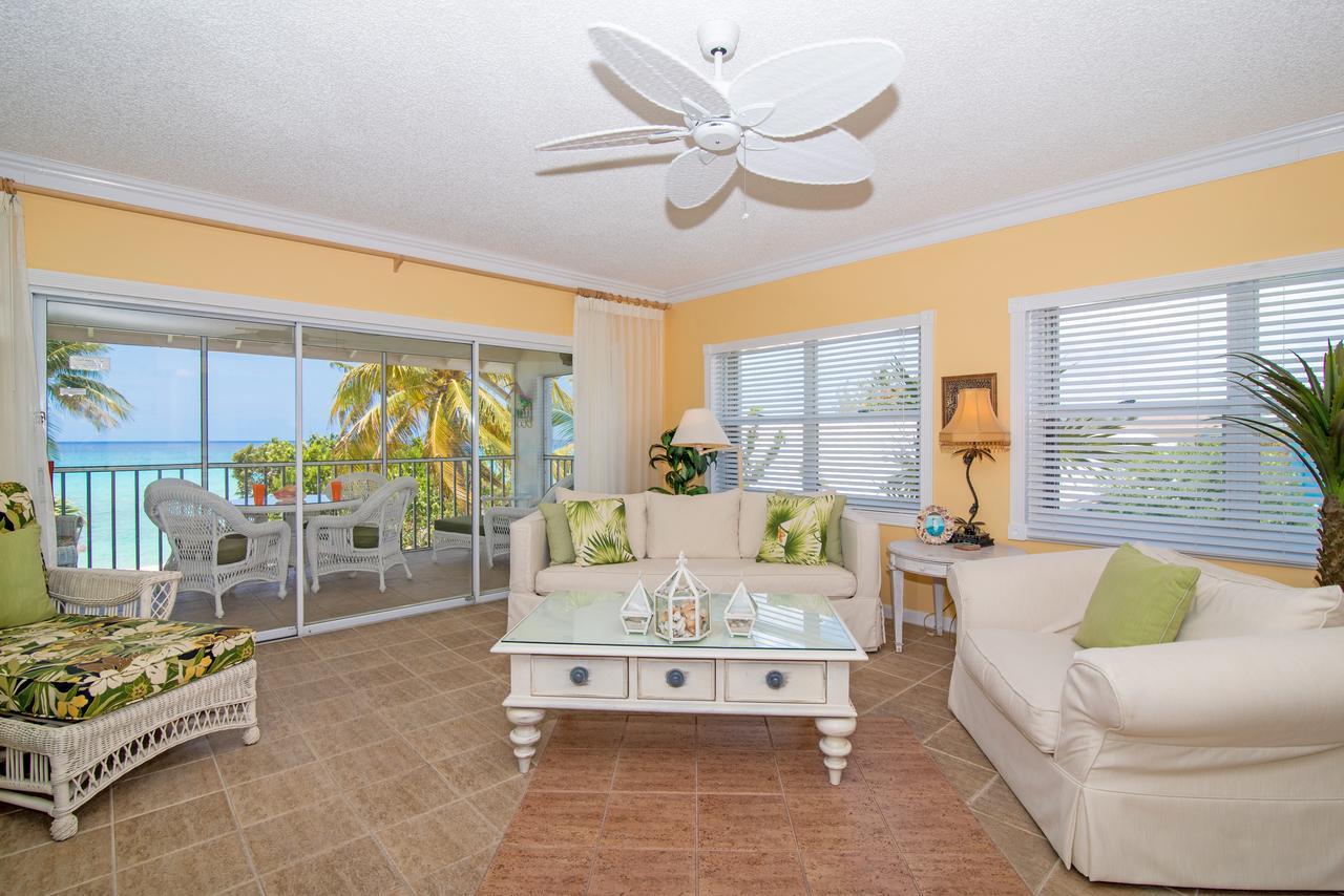 Aqua Bay Club Luxury West Bay