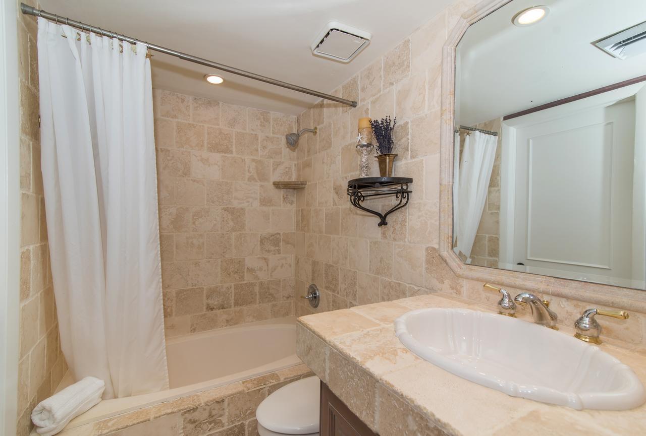 Aqua Bay Club Luxury Aparthotel 3*