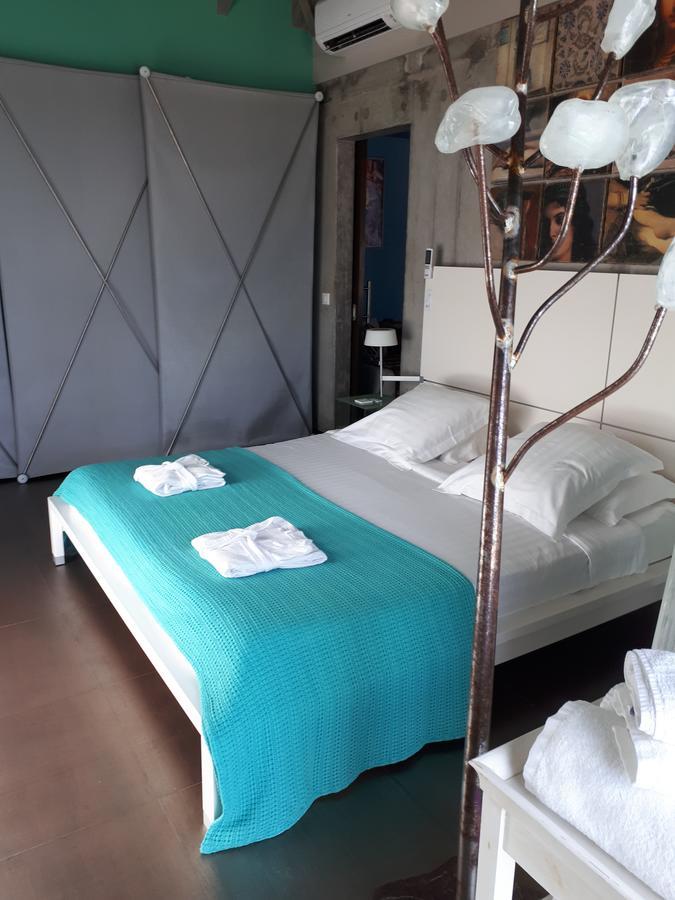 Hotel 4 Epices