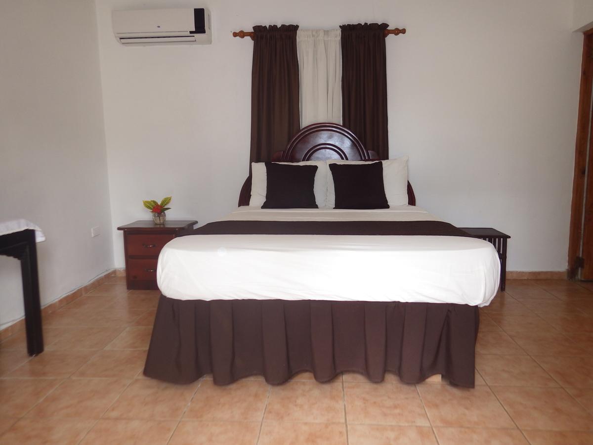 Hotel Casa Del Sol Luperon 3*