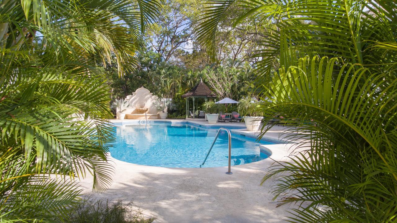 Coral Reef Club Saint James