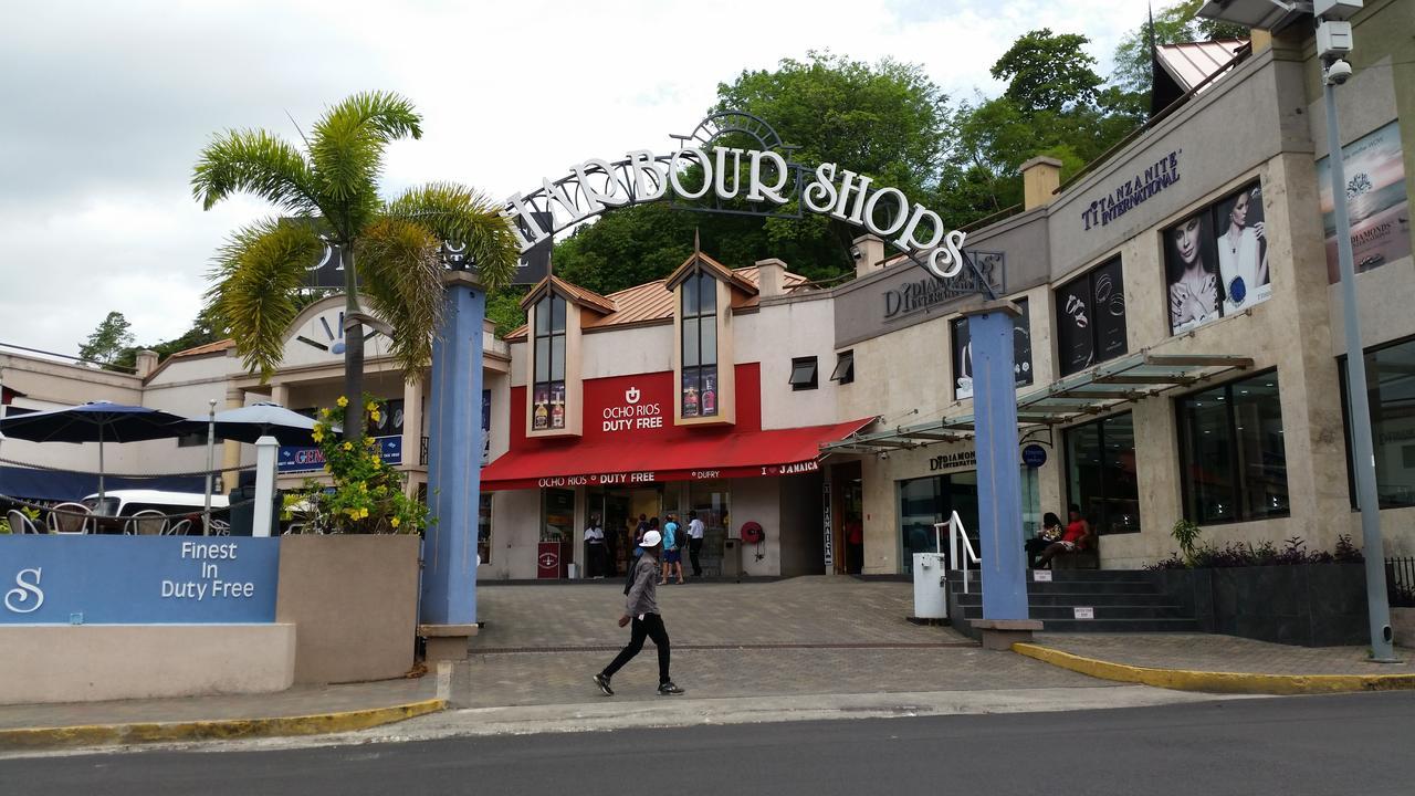 Aparthotel Almond Grove At Castle Ocho Rios