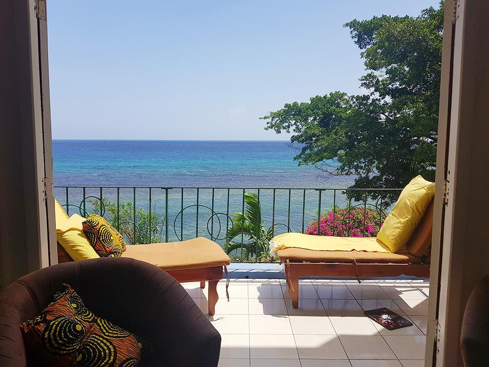 Carib Apartment *