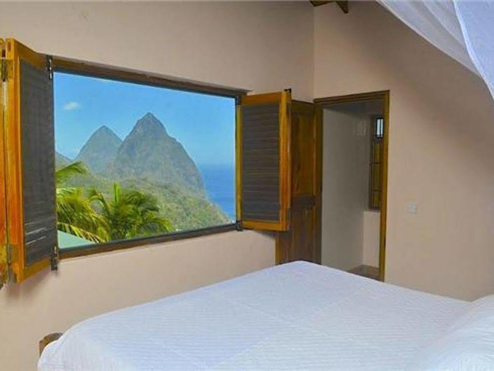 Villa Piton Deck *