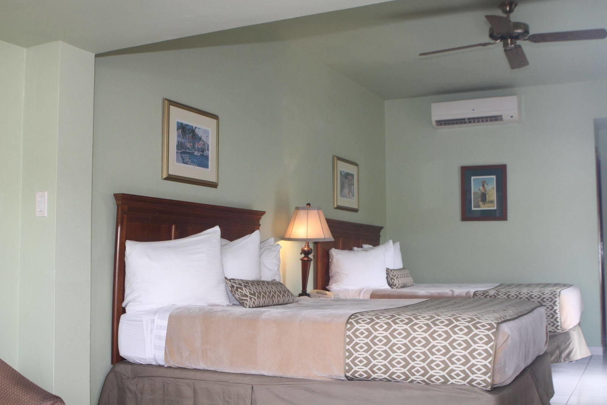 Village Cay And Marina 3* Road Town (Tortola)