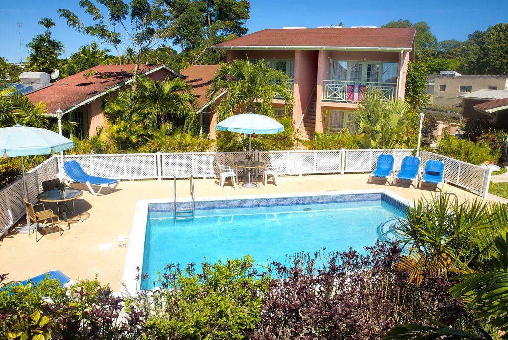 Halcyon Palm Apartment