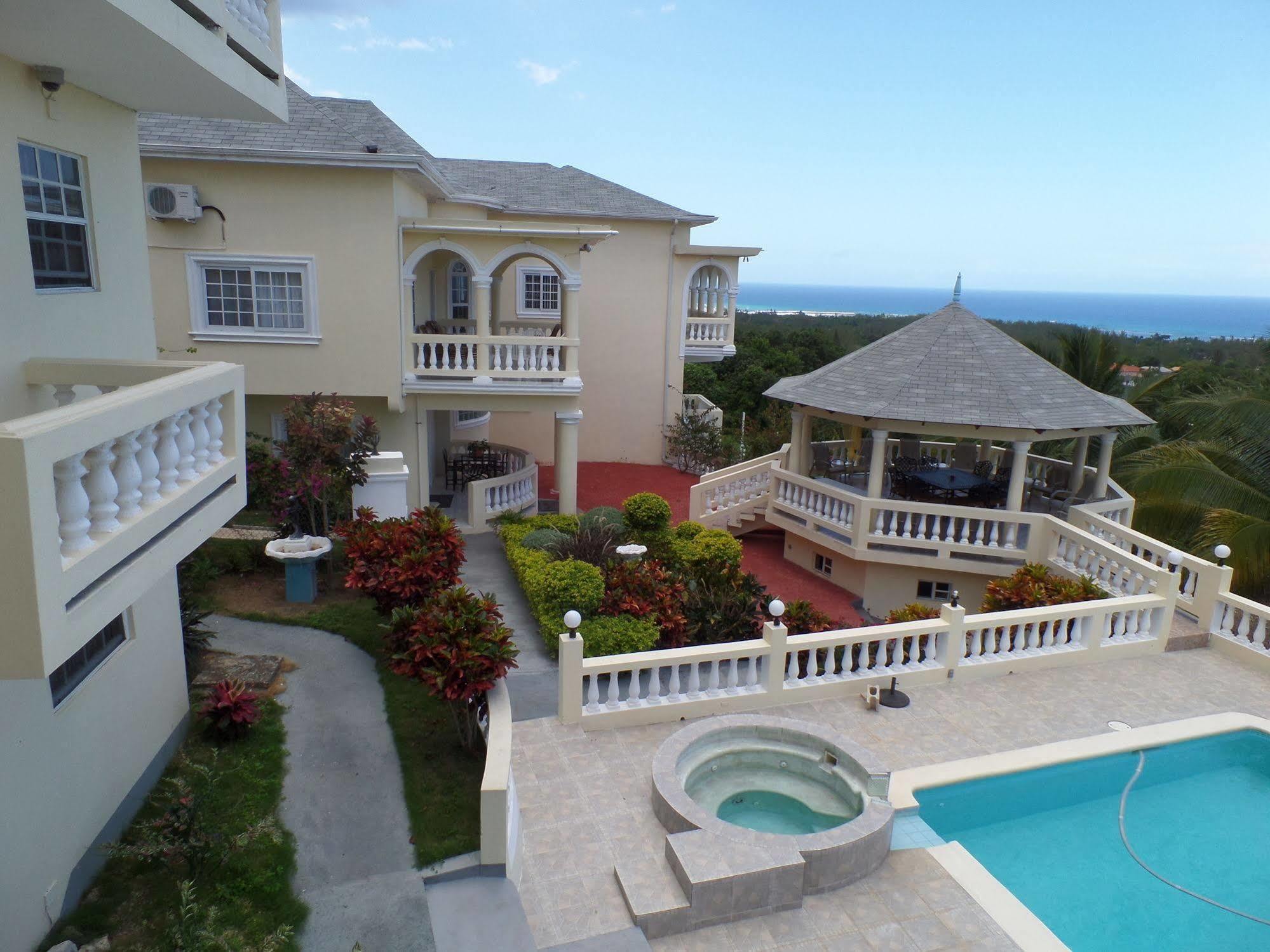 The Royal Kensington * Montego Bay