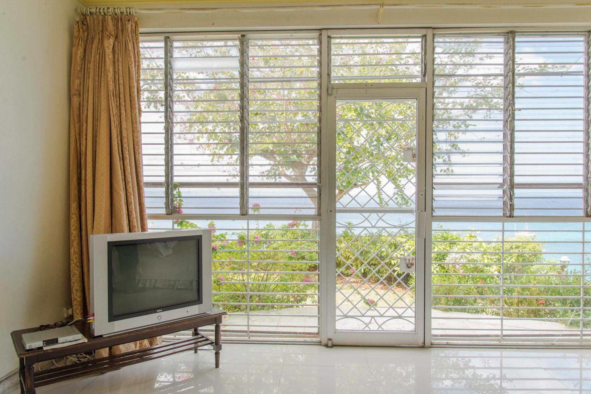 Court Manor At Club Apartamento Montego Bay