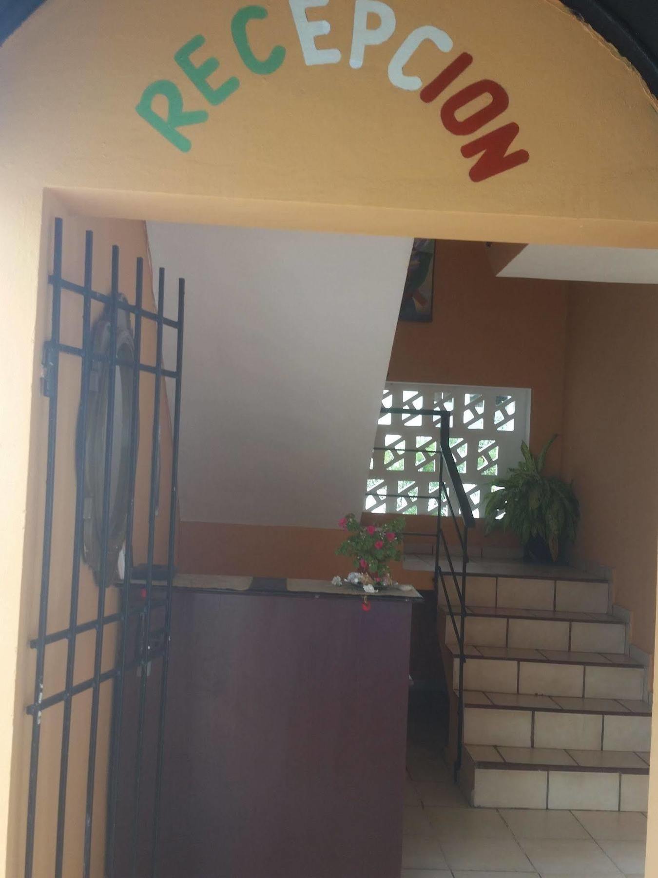Guest house Residencial Allegra Boca Chica