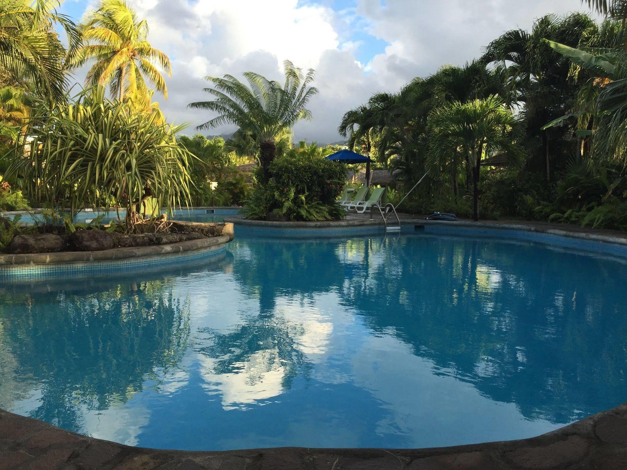 Resort Young Island