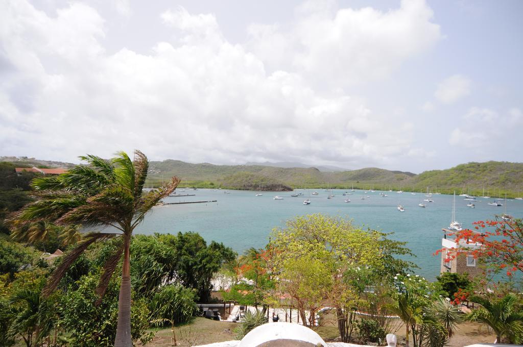 Mount Hartman Bay Estate Hotel