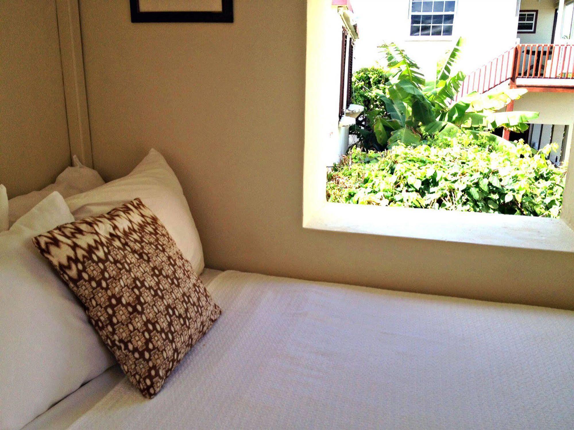 Round House 2* Bathsheba