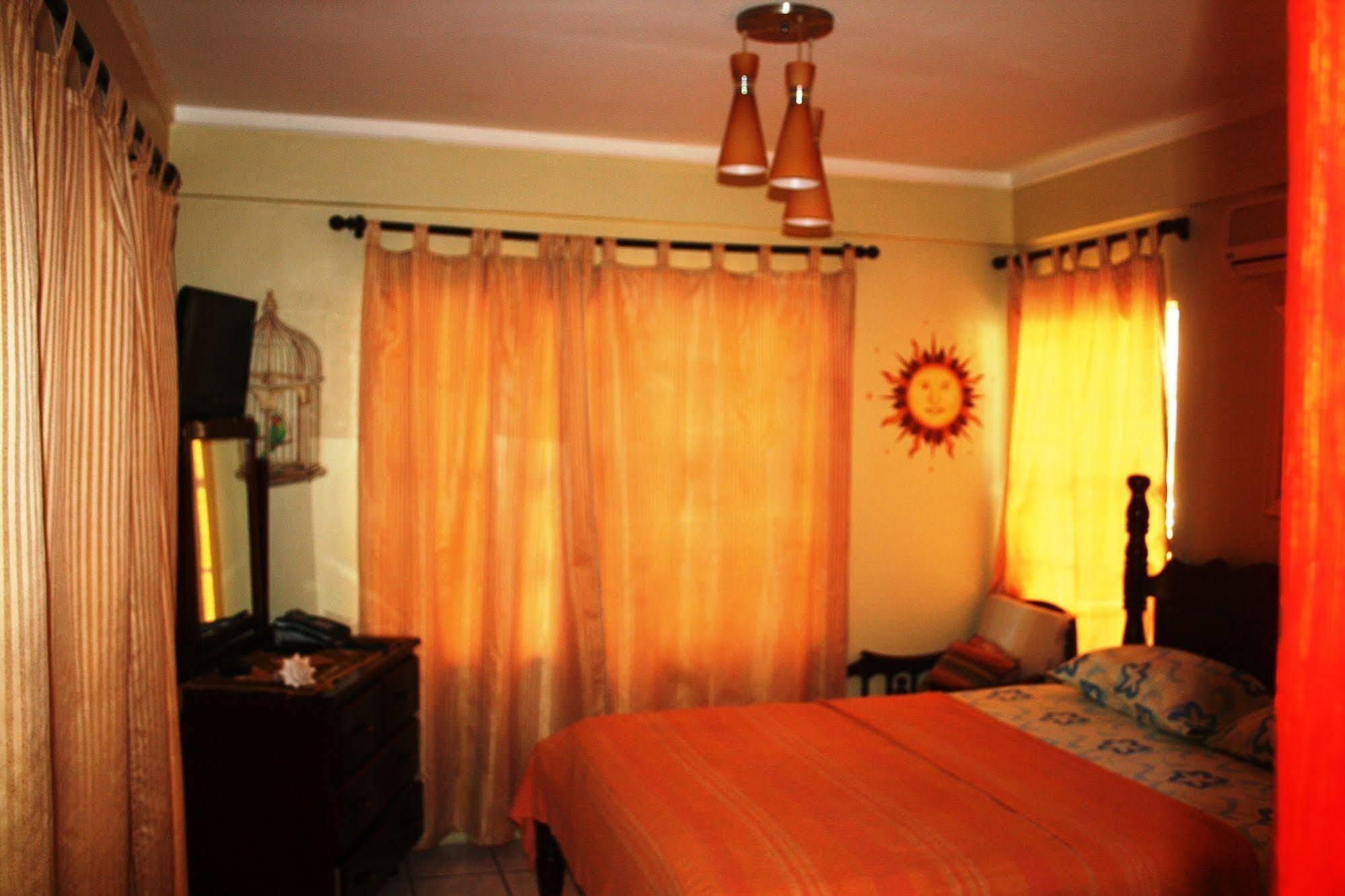 Guest house Fairview 3*